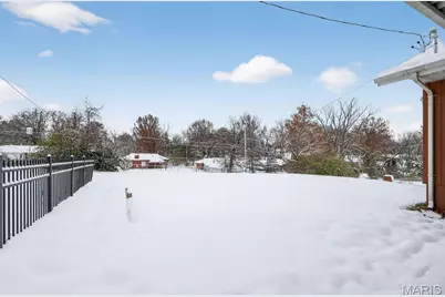 1221 Thatcher Avenue, Saint Louis, MO 63135 - Photo 25