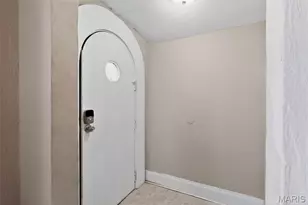 120 Bernhardt Ave, Saint Louis, MO 63121 - Photo 9