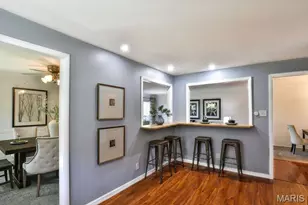 10374 Chimney Rock Dr, Saint Louis, MO 63146 - Photo 15