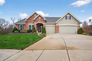 32 Carlton Lake Ct, Wentzville, MO 63385 - Photo 3