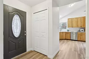 1357 S Lake Sherwood Dr, Marthasville, MO 63357 - Photo 9