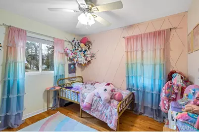 9100 Arvin Place, Saint Louis, MO 63123 - Photo 17