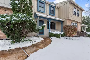 13338 Hiddendale Ln, Ballwin, MO 63021 - Photo 3