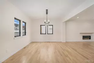 12430 Somerset Pl Dr, Saint Louis, MO 63128 - Photo 7