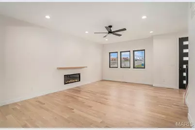 12430 Somerset Place Drive, Saint Louis, MO 63128 - Photo 9