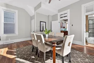 1212 N 3rd St, Saint Charles, MO 63301 - Photo 11