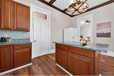 1212 N 3rd Street, Saint Charles, MO 63301 - Photo 17