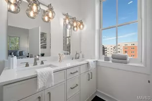 1201 MacKay Pl, Saint Louis, MO 63104 - Photo 33