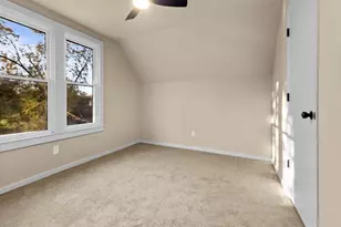 728 N Kingshighway St, Saint Charles, MO 63301 - Photo 19