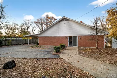 1020 Hawthorn Avenue, Saint Charles, MO 63301 - Photo 47