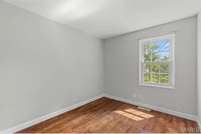 2490 Mullanphy Lane, Florissant, MO 63031 - Photo 19