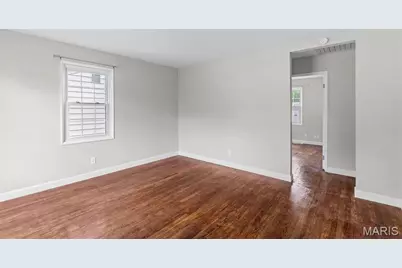 2490 Mullanphy Lane, Florissant, MO 63031 - Photo 7