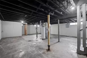 2490 Mullanphy Ln, Florissant, MO 63031 - Photo 27