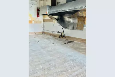 8970 Jennings Station Road, Jennings, MO 63136 - Photo 5