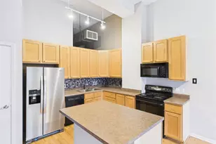 1501 Locust St, Saint Louis, MO 63103 - Photo 9