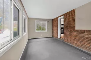 33 S Schlueter Ave, Saint Louis, MO 63135 - Photo 17