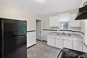 33 S Schlueter Ave, Saint Louis, MO 63135 - Photo 11