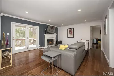 135 Greentrails Drive S, Chesterfield, MO 63017 - Photo 9