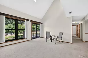 5162 Hollow Wood Ct, Saint Louis, MO 63128 - Photo 3