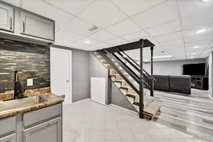 2350 Gateroyal Dr, Saint Louis, MO 63131 - Photo 27