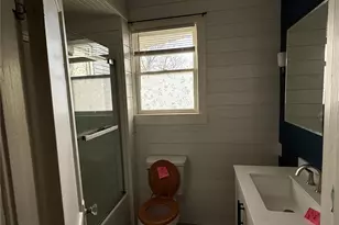 321 Taylor St, Lebanon, MO 65536 - Photo 13