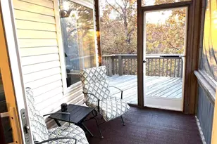 1135 Explorer Ct, Osage Beach, MO 65065 - Photo 3