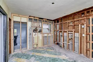 8641 Mayflower Ct, Saint Louis, MO 63132 - Photo 15