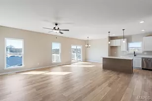 3301 Back Ln, Washington, MO 63090 - Photo 5