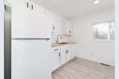 10093 Viscount Drive, Saint Louis, MO 63136 - Photo 9