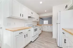 10093 Viscount Dr, Saint Louis, MO 63136 - Photo 5