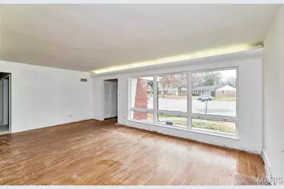 8637 Mayflower Court, Saint Louis, MO 63132 - Photo 5