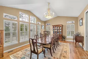 811 Stone Meadow Dr, Chesterfield, MO 63005 - Photo 9