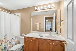 811 Stone Meadow Dr, Chesterfield, MO 63005 - Photo 37