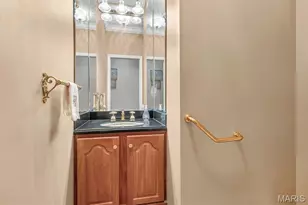 811 Stone Meadow Dr, Chesterfield, MO 63005 - Photo 21