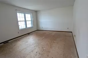 105 Hickory Dr, Troy, MO 63379 - Photo 3