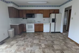 105 Hickory Dr, Troy, MO 63379 - Photo 5