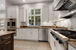 1479 Country Lake Estates Dr, Chesterfield, MO 63005 - Photo 11