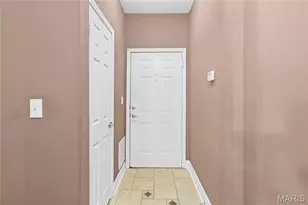 35 Kassebaum Ln, Saint Louis, MO 63129 - Photo 3