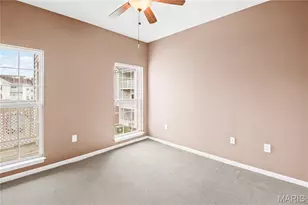 35 Kassebaum Ln, Saint Louis, MO 63129 - Photo 21