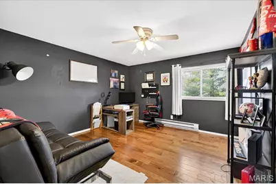 10032 Sakura Drive, Saint Louis, MO 63128 - Photo 13