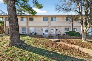 10032 Sakura Dr, Saint Louis, MO 63128 - Photo 1