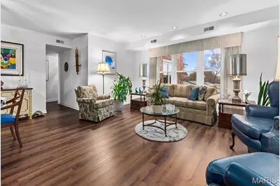 526 Sarah Lane #36, Creve Coeur, MO 63141 - Photo 3