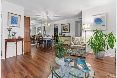 526 Sarah Lane #36, Creve Coeur, MO 63141 - Photo 5