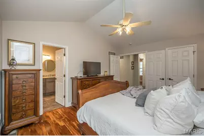 563 Beacon Point Lane, Wildwood, MO 63040 - Photo 35