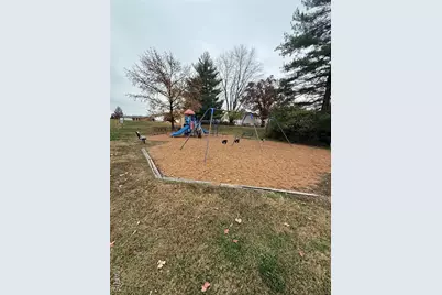 12853 Glenbernie Lane, Saint Louis, MO 63146 - Photo 3