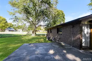 2171 Farthing Ct, Florissant, MO 63031 - Photo 15