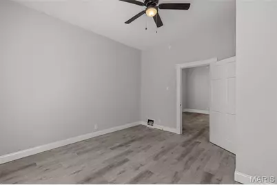 4035 Schiller Place, Saint Louis, MO 63116 - Photo 15