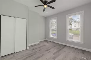 4035 Schiller Pl, Saint Louis, MO 63116 - Photo 13