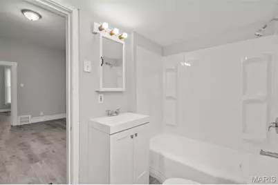 4035 Schiller Place, Saint Louis, MO 63116 - Photo 17