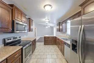 213 Murfield Dr, Poplar Bluff, MO 63901 - Photo 15